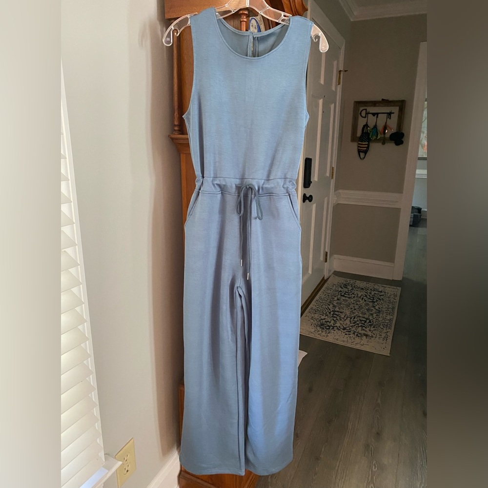 Air Essentials type blue/gray jumpsuit Medium